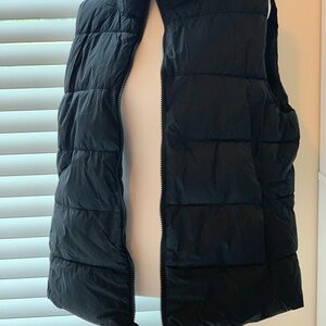 GAP Water-Resistant Black Vest